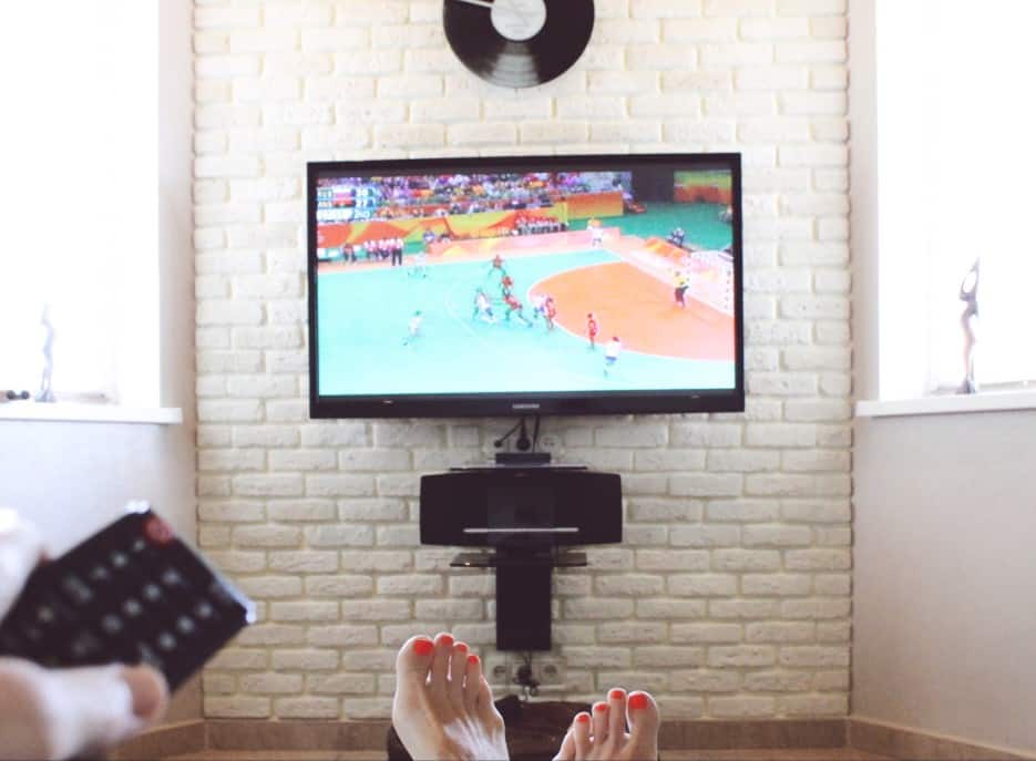 Smart TV vs Roku TV