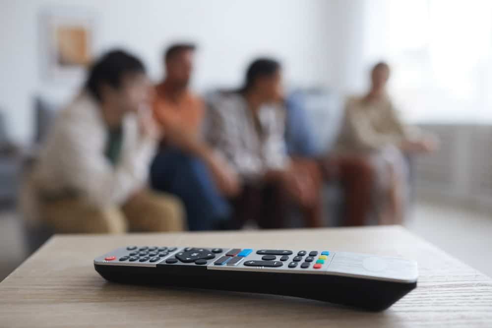 Smart TV vs Streaming Devices
