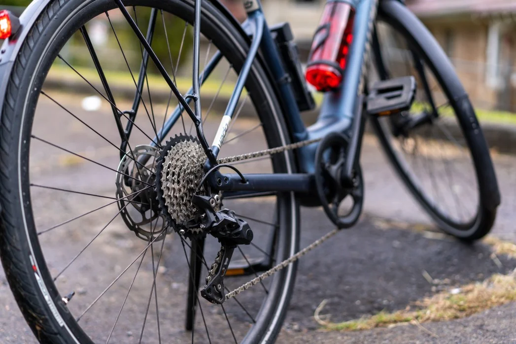 Thumb Throttle vs Twist Throttle for Electric Bikes