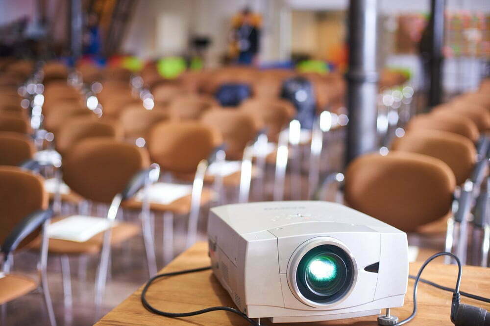 What Cables Do I Need for a Projector?
