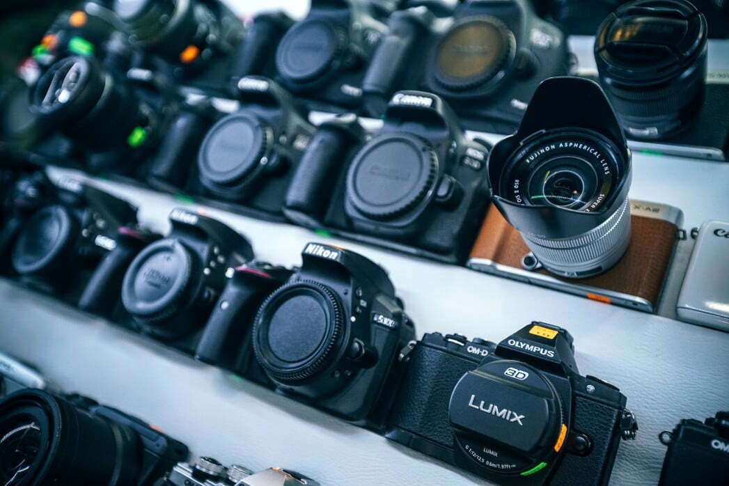 What do the Numbers on Digital Camera Lenses Mean?