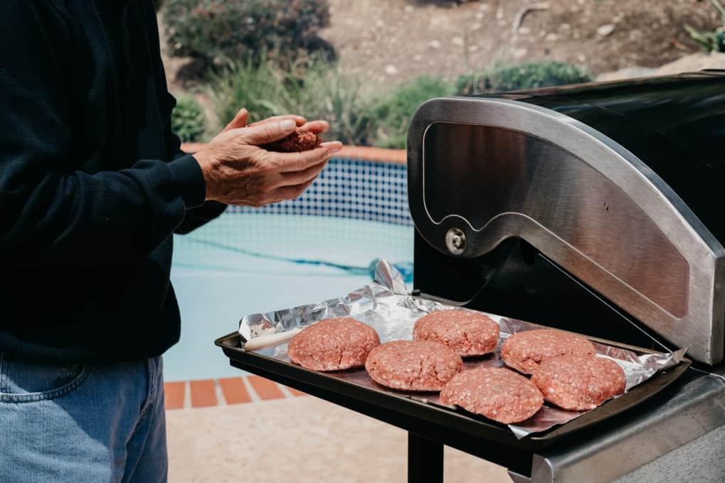 What is the Difference Between Woods for BBQ Grills